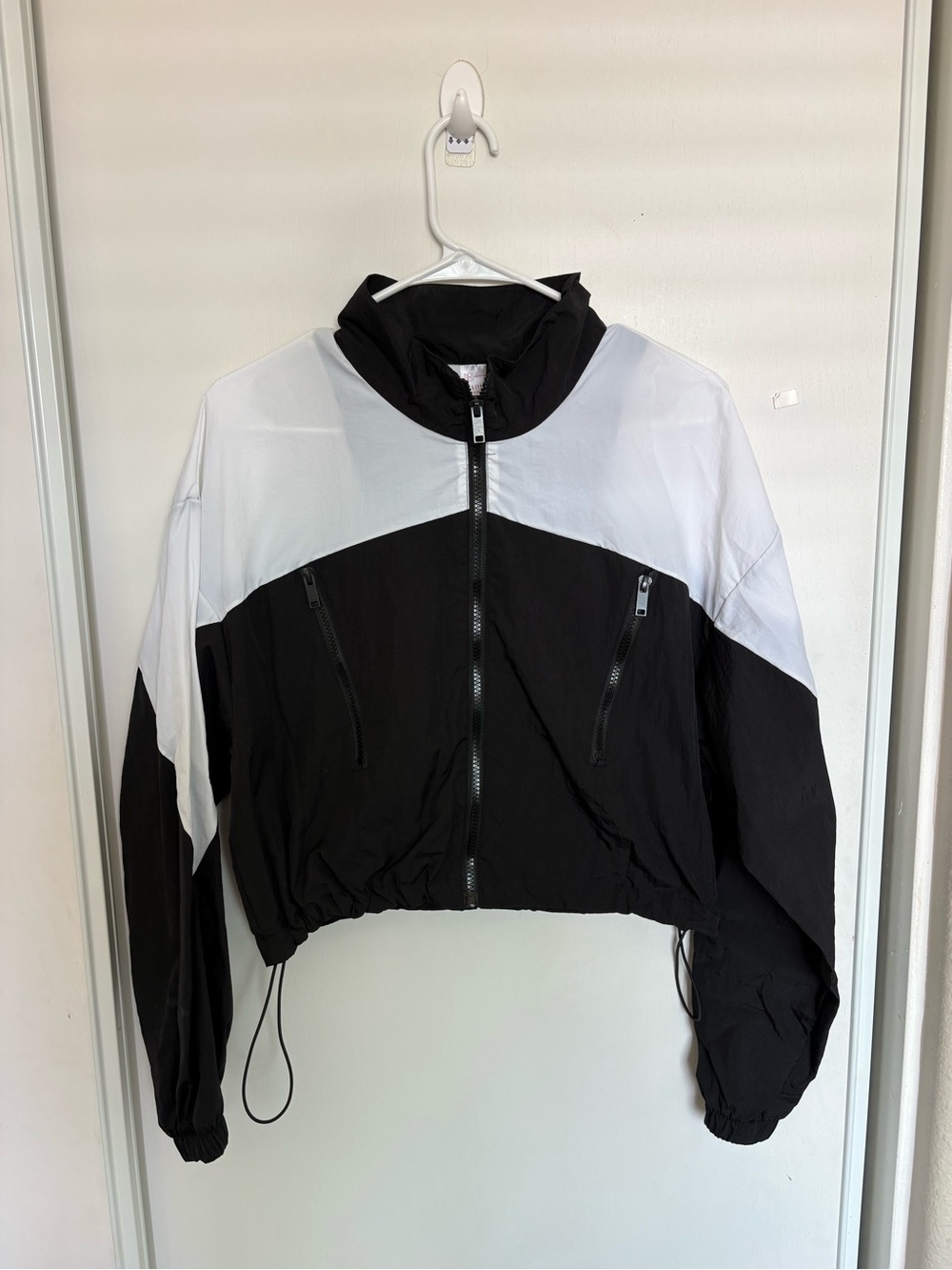 No Boundaries Black & White Color Block Windbreaker Jacket Large
